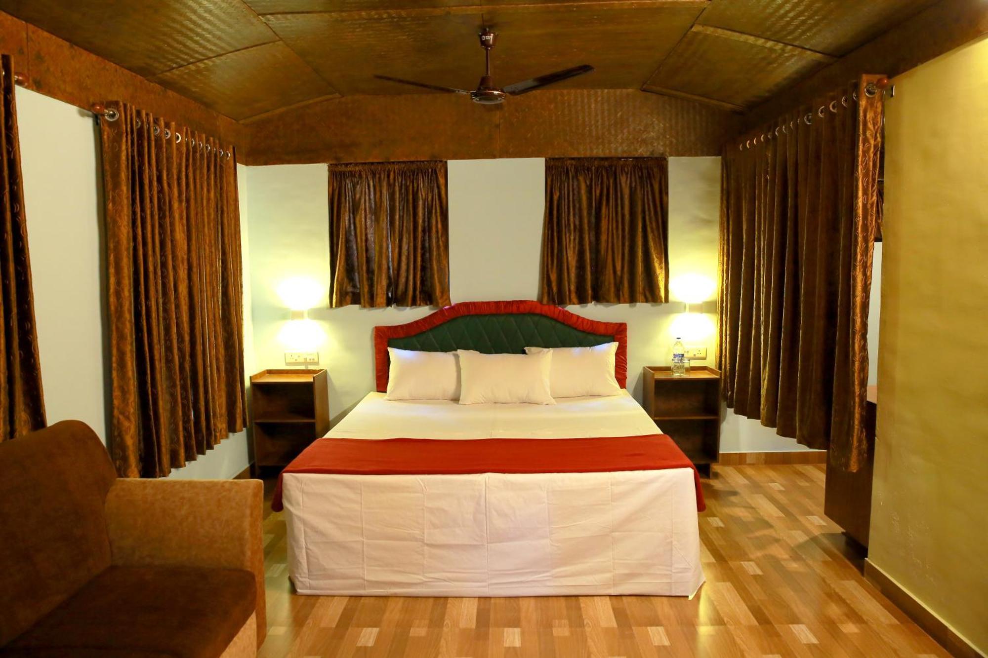 Snow Hills Resorts Thekkady Bagian luar foto